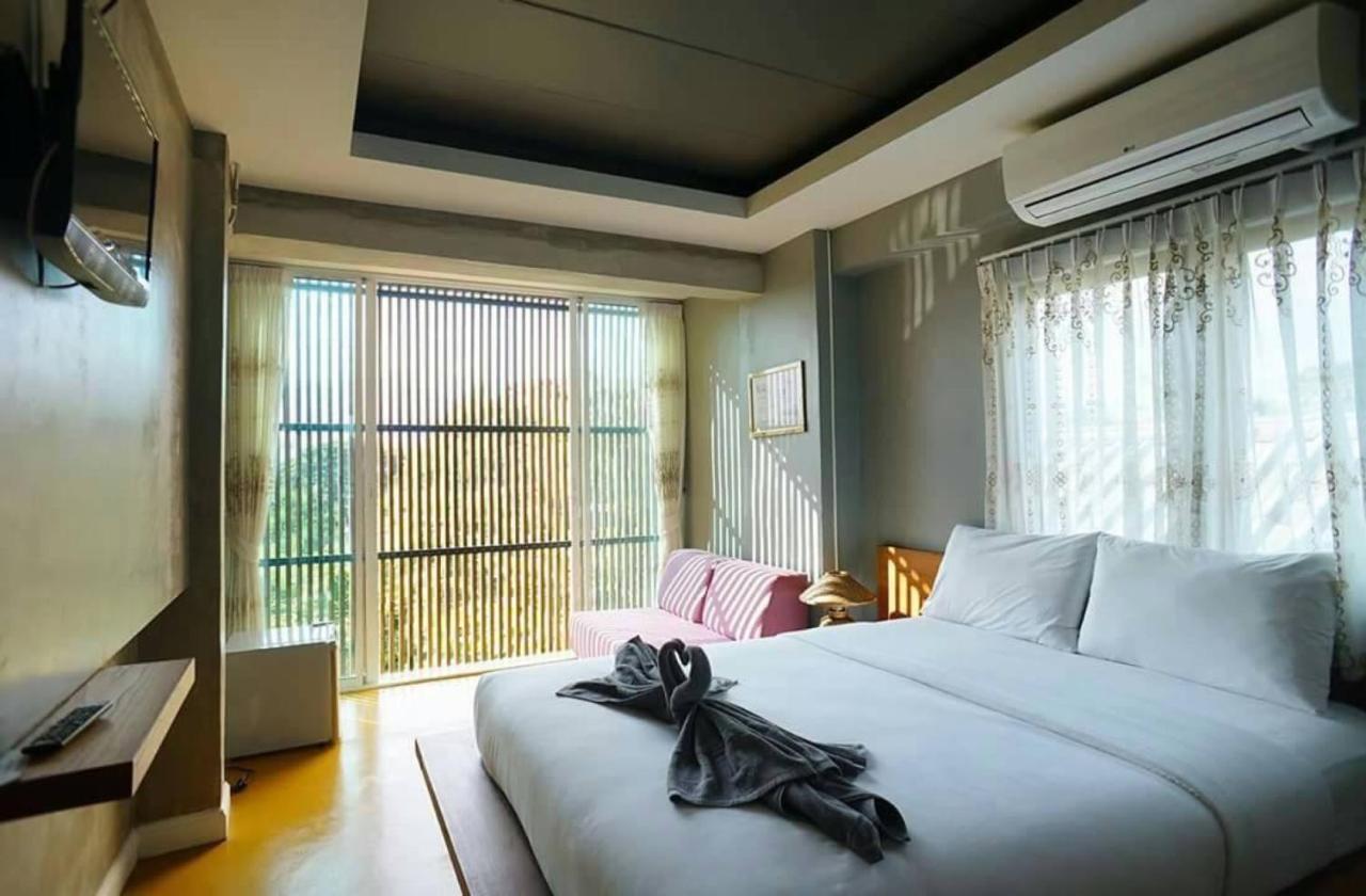 L'Ner Chiang Mai Hotel Exterior photo